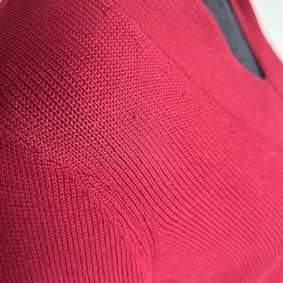 GEOFFREY Beene Sport Maroon Burgundy V-neck Sweater - Picture 9 of 10
